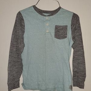 Oshkosh size 10 shirt